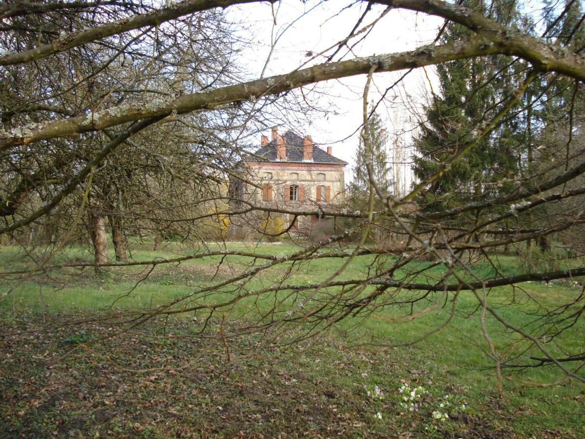 La Belle D'Antan Saint-Bonnet-en-Bresse Exterior foto